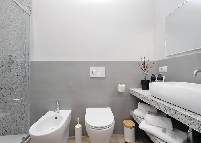 Ych- Urban Style Flat Near San Giovanni Roma
