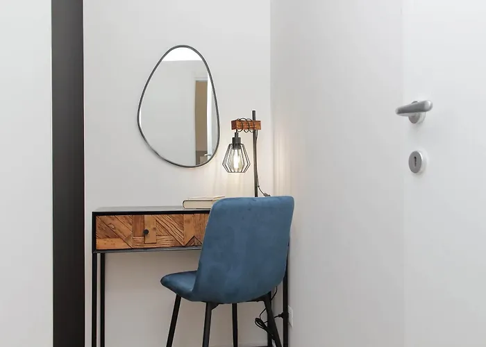 Ych- Urban Style Flat Near San Giovanni